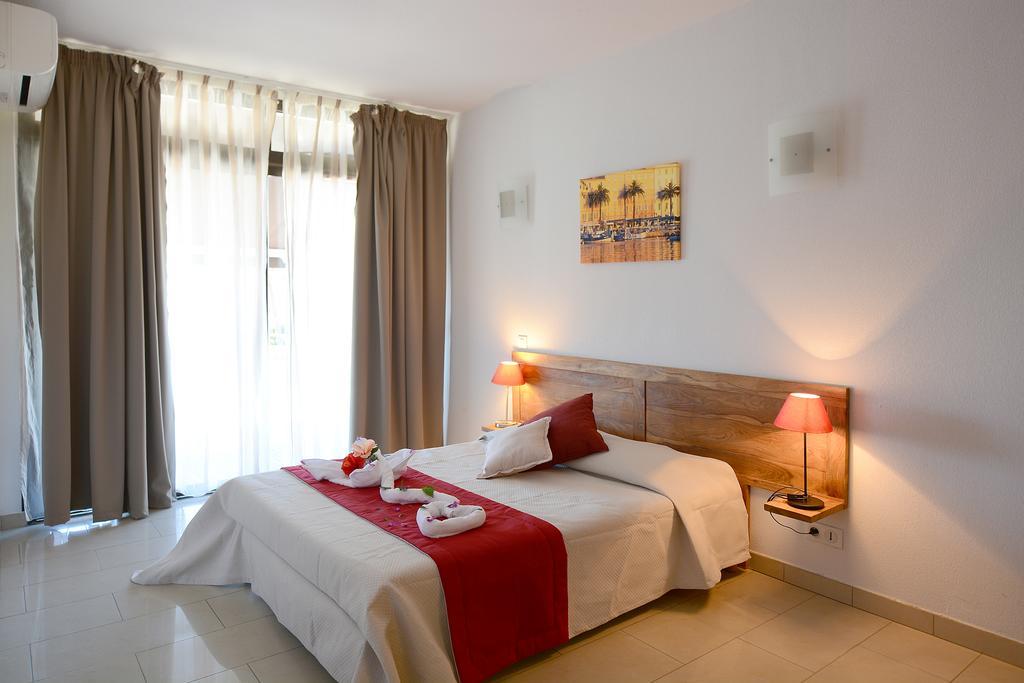 Residence Les Calanques Ajaccio  Bagian luar foto